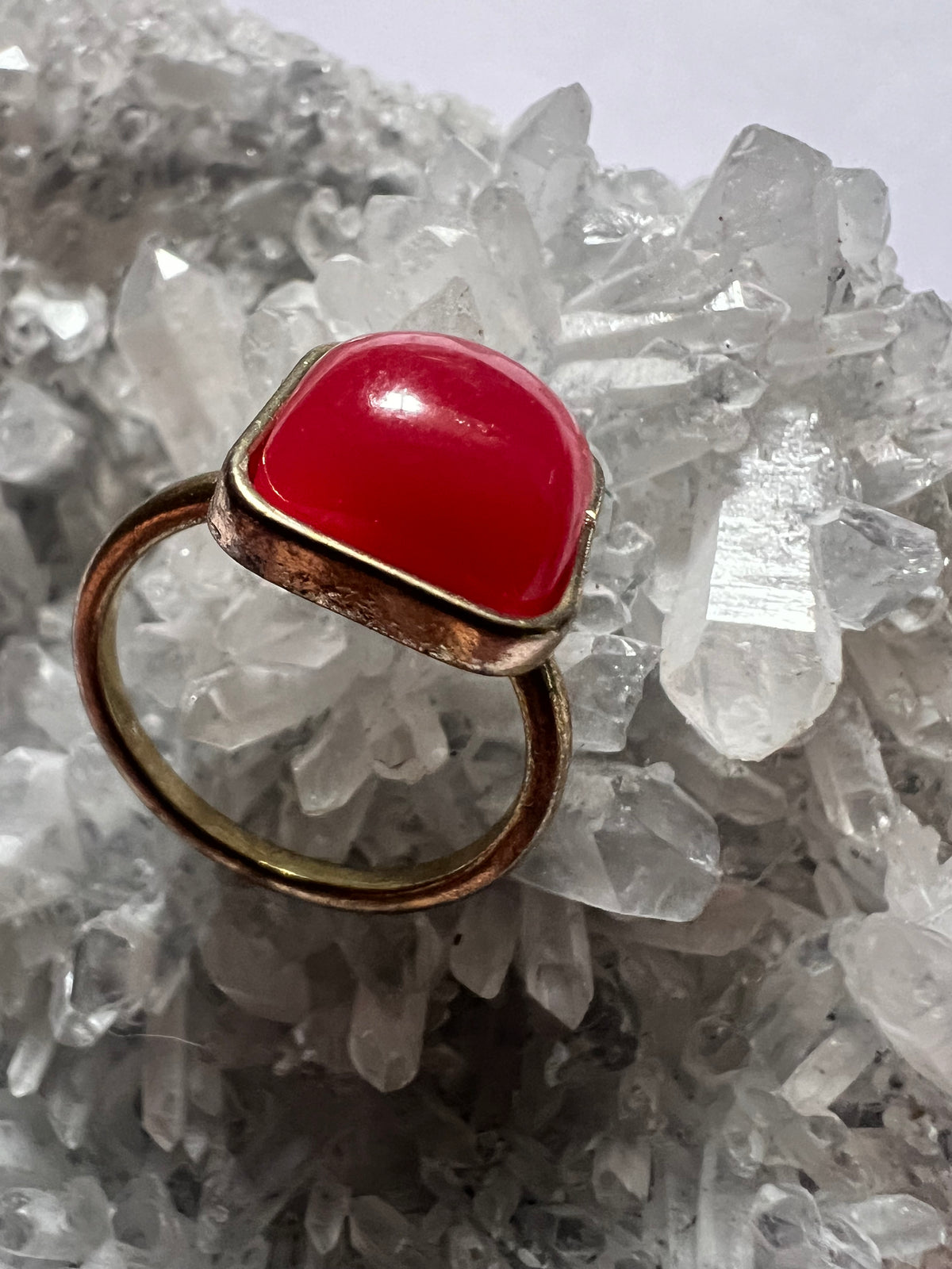 9ct Gold Carnelian Ring - size 9
