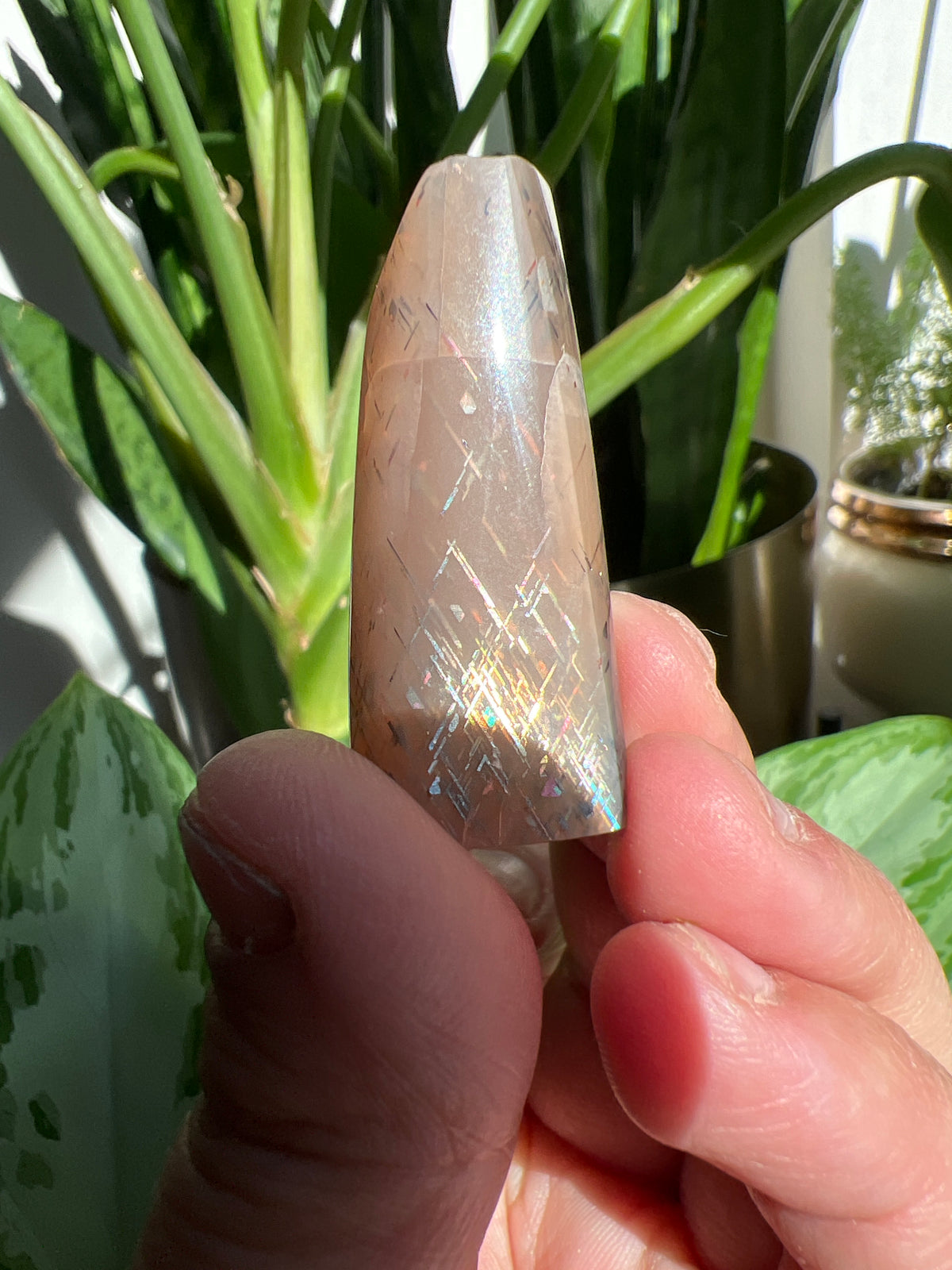 Lattice Sunstone