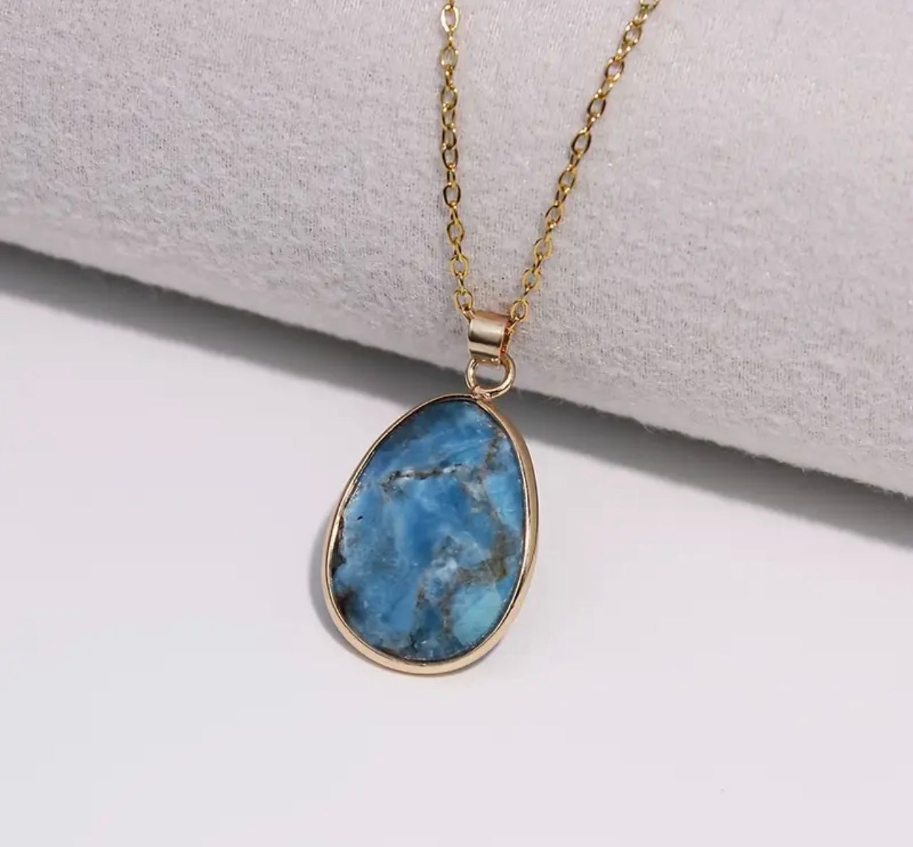 14k Gold Plated Natural Crystal Pendant Necklace | S95 Sterling Silver