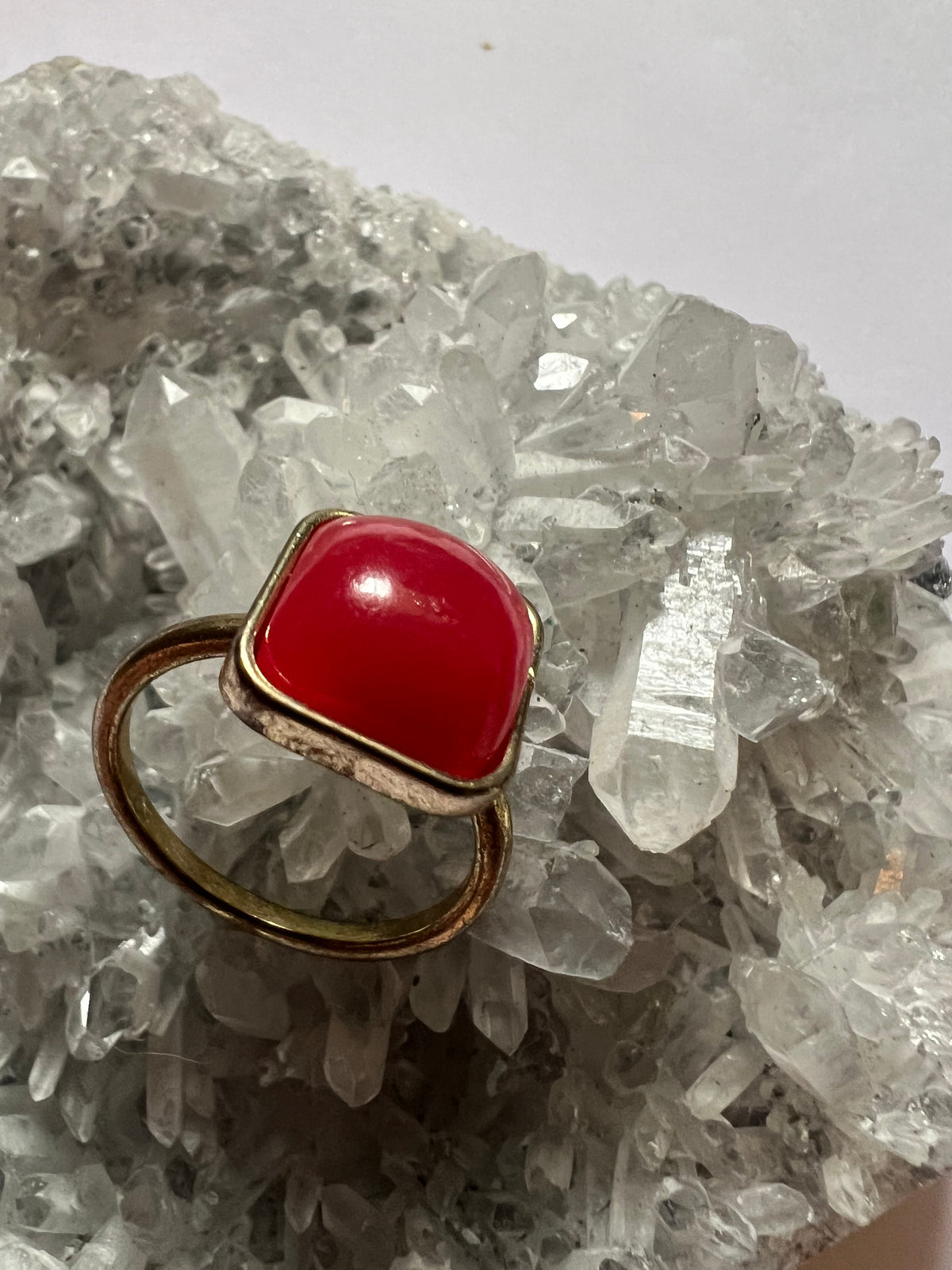 9ct Gold Carnelian Ring - size 9